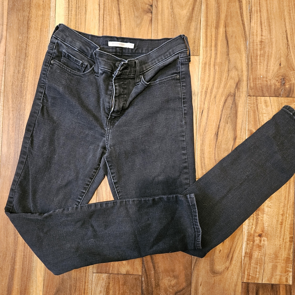 Levis 311 Shaping SKINNY jeans